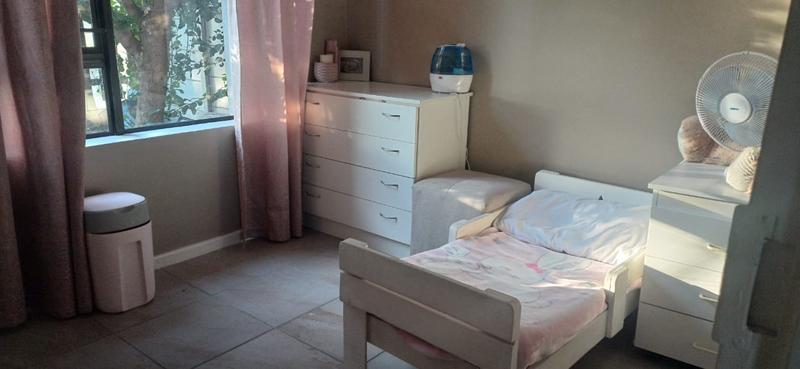 To Let 2 Bedroom Property for Rent in Protea Heights Western Cape